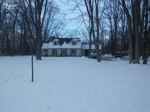 5164 Field Rd, Clio, MI 48420 - photo 1