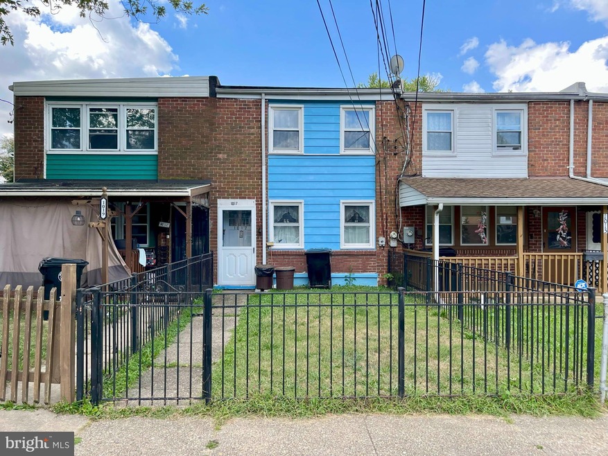 1017 Fredonia Ct, Halethorpe, MD 21227 - photo 1