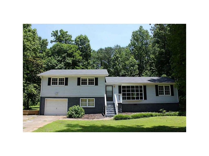Exterior Front. 6448 Dearborn Dr Acworth