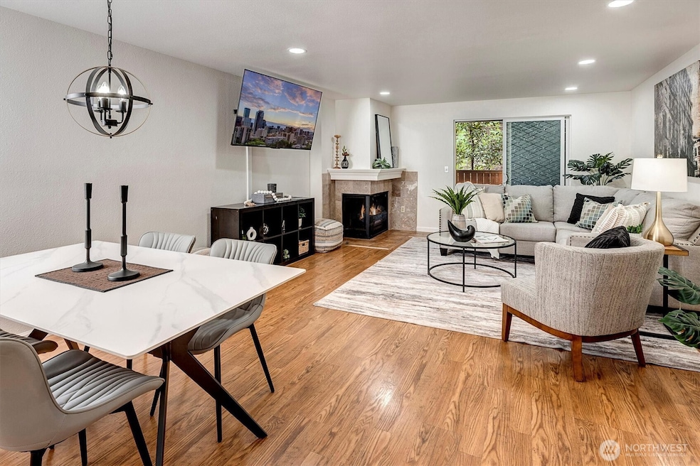 1732 157th Ave NE unit B104, Bellevue, WA 98008 - photo 1