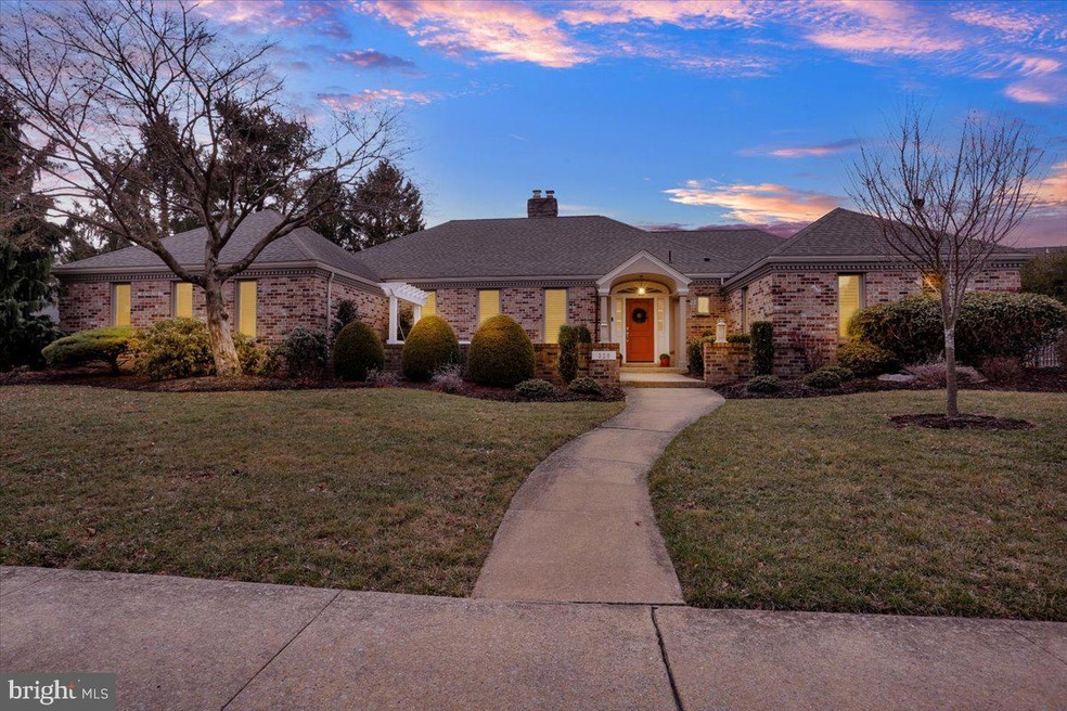 320 Logan Ave, Reading, PA 19610 - photo 1