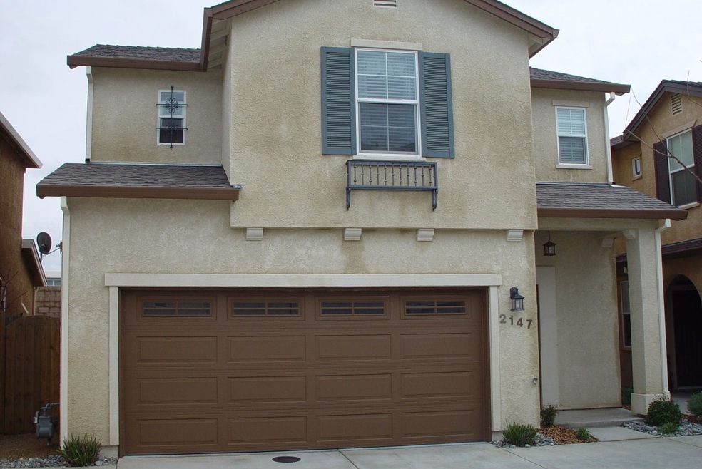 2147 Vienna Way, Redding, CA 96003 - photo 1