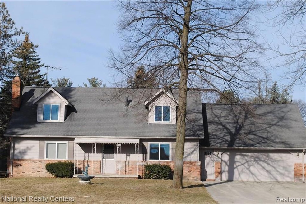 Beautiful Home On Spacious Corner Lot