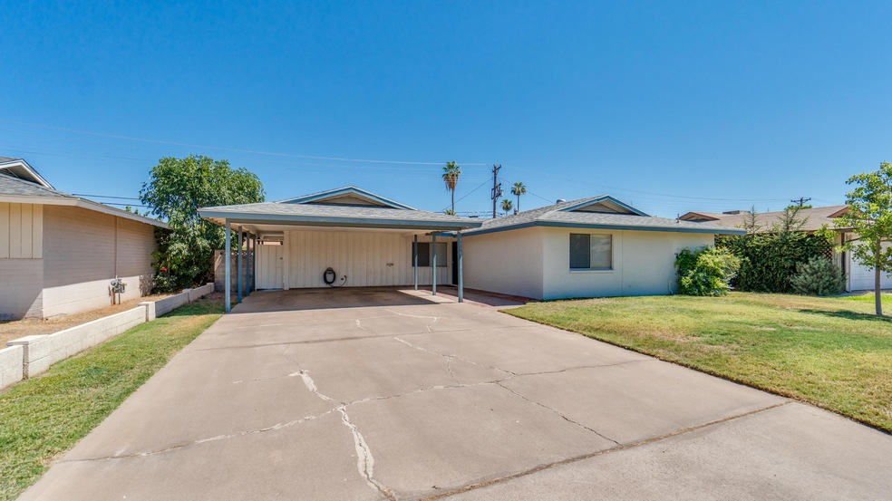 3036 N 21st Ave-1