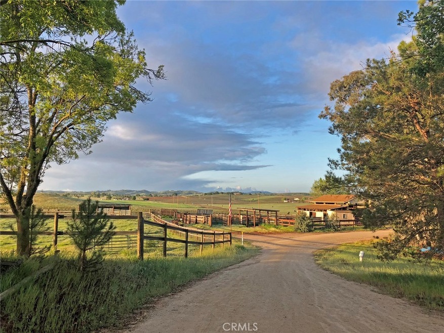 550 Hanson Rd, Paso Robles, CA 93446 - photo 1