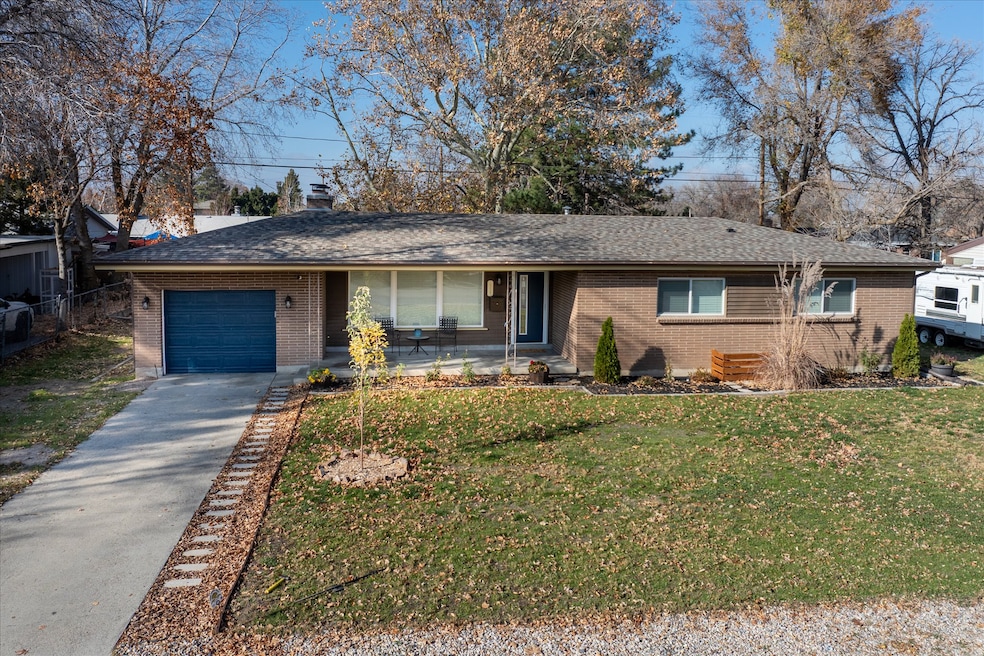 1837 E Brookhill Dr, Salt Lake City, UT 84121 - photo 1