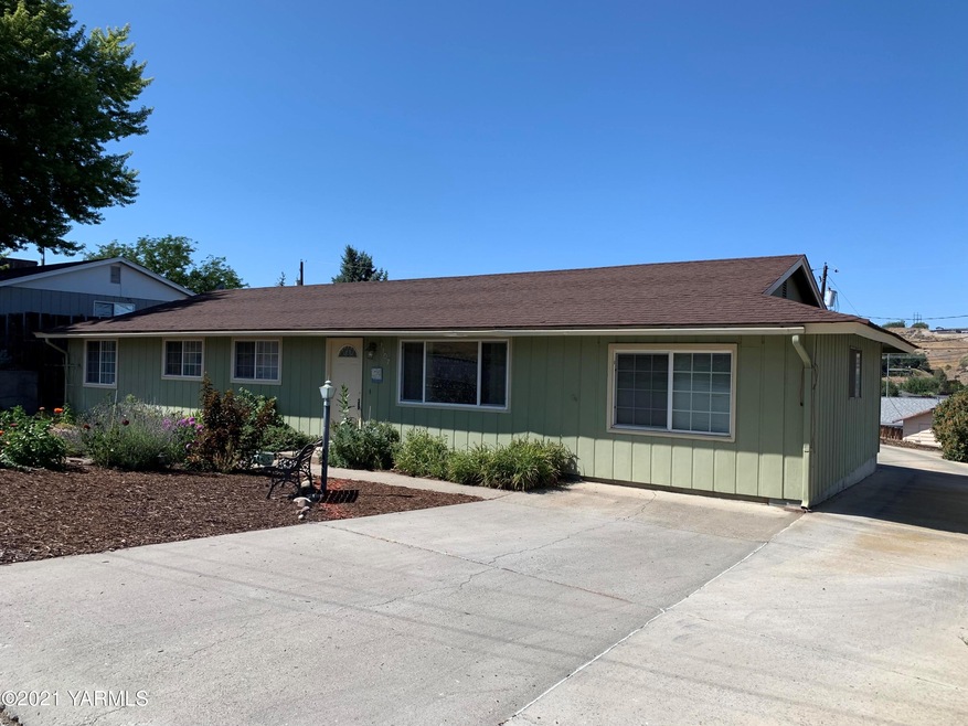 1107 W Orchard main exterior