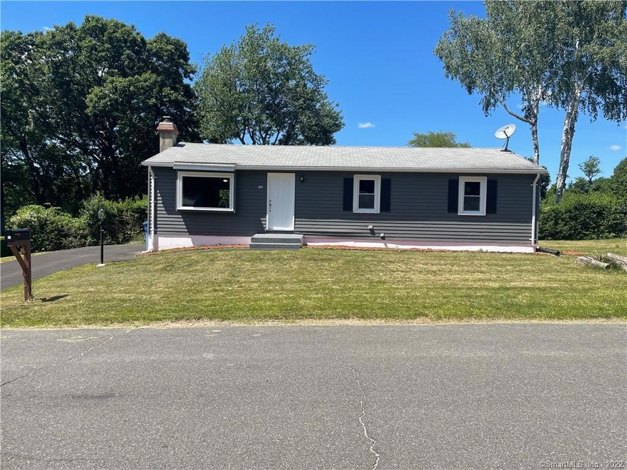 50 Deering Ln, Waterbury, CT 06706 - photo 1