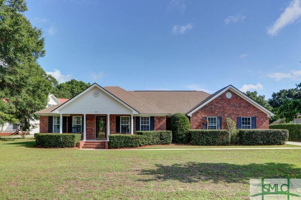 Welcome Home to 104 Royal Oak Drive  Guyton, Ga  31312