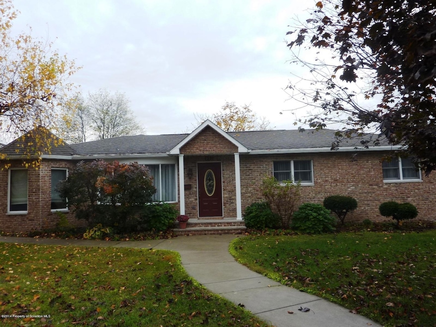 1377 Watson St, Scranton, PA 18504 - photo 1