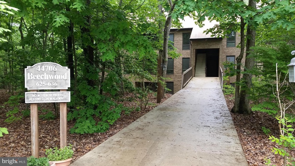 44706 Beechwood Ct, California, MD 20619 - photo 1