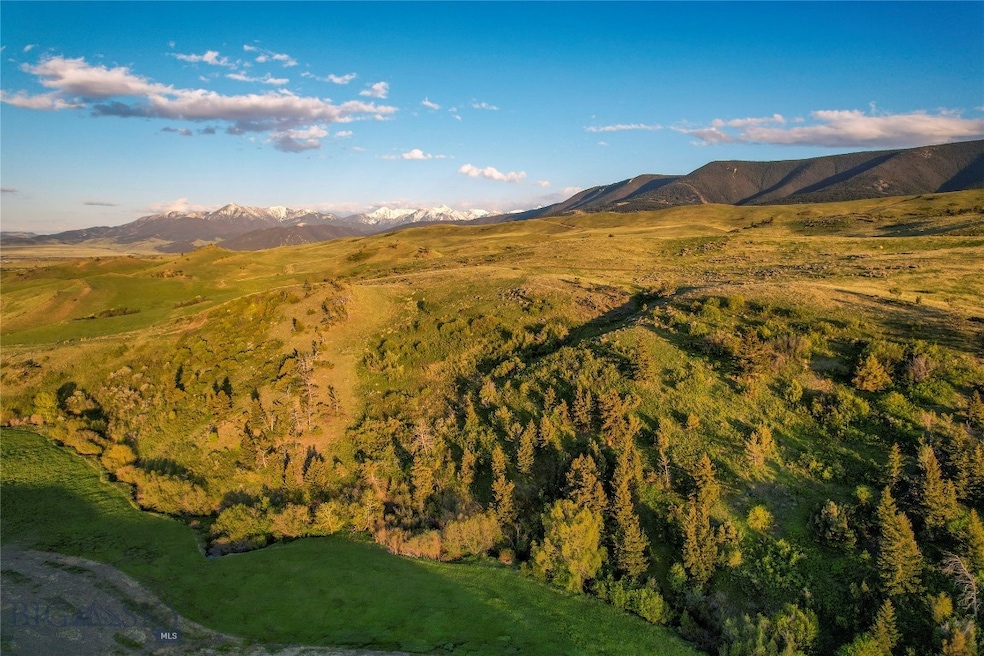 For Sale $2,295,000 • Co-Listing Agent