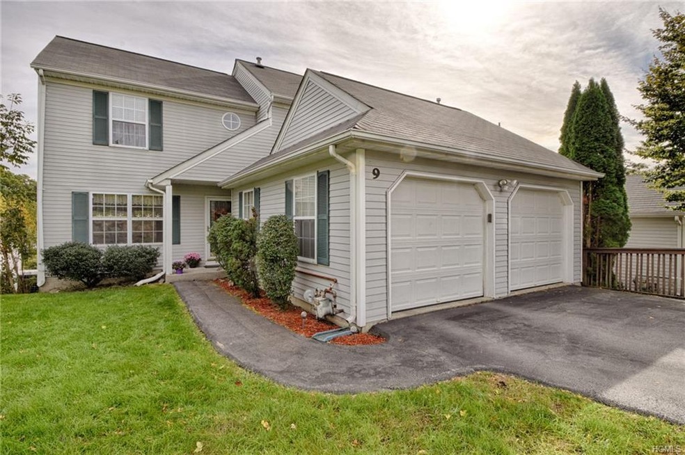 9 Larch Ct, Highland Mills, NY 10930 - photo 1