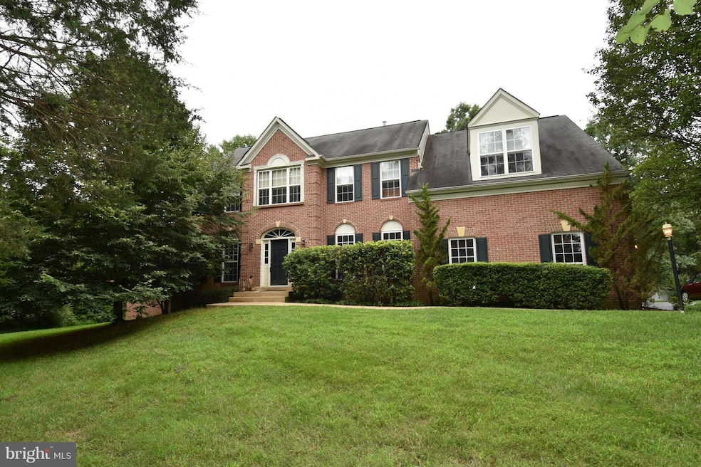 5356 Chandley Farm Cir, Centreville, VA 20120 - photo 1