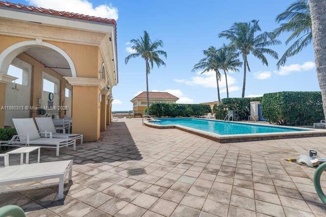 The Metropolitan unit 104, West Palm Beach, FL 33401 - photo 1