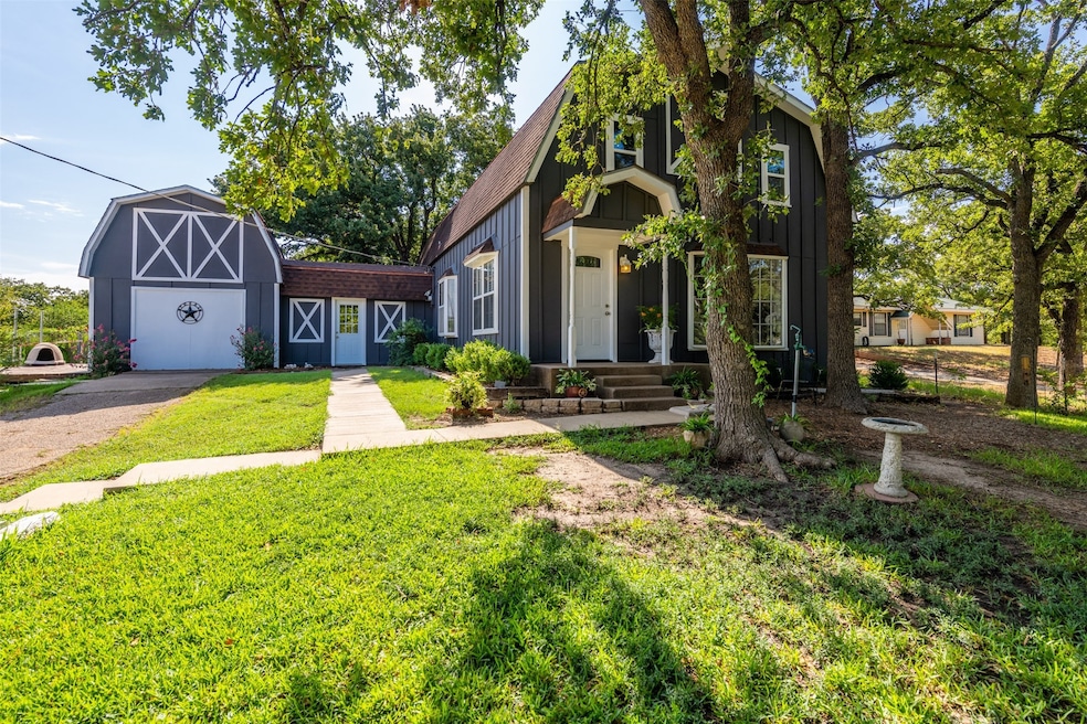 716 Dairy Ln, Alvarado, TX 76009 - photo 1