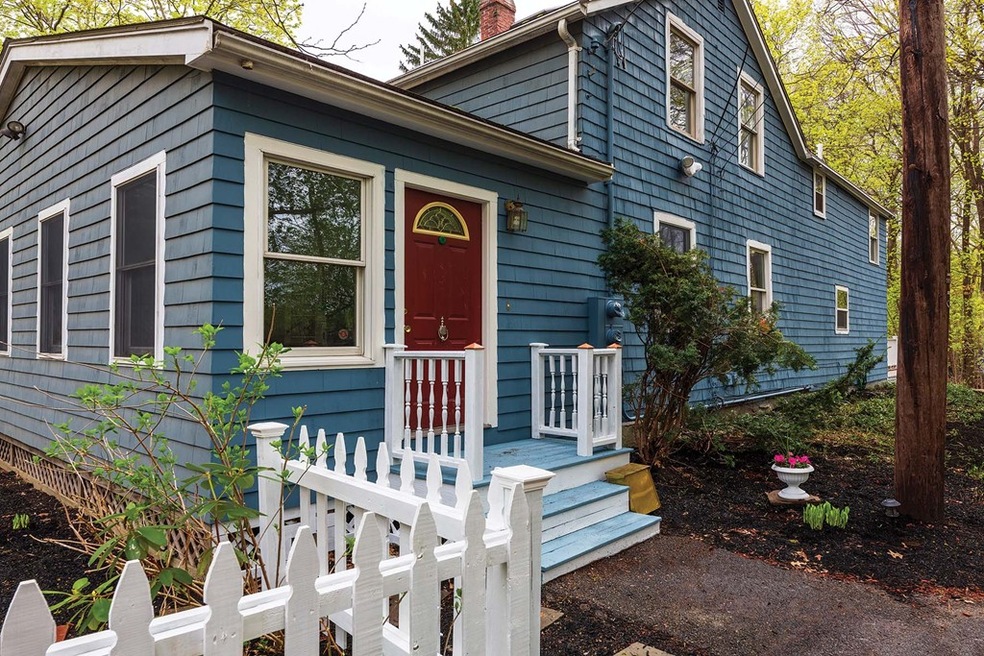 32 Hurley Place unit 34, Newton Center, MA 02459 - photo 1