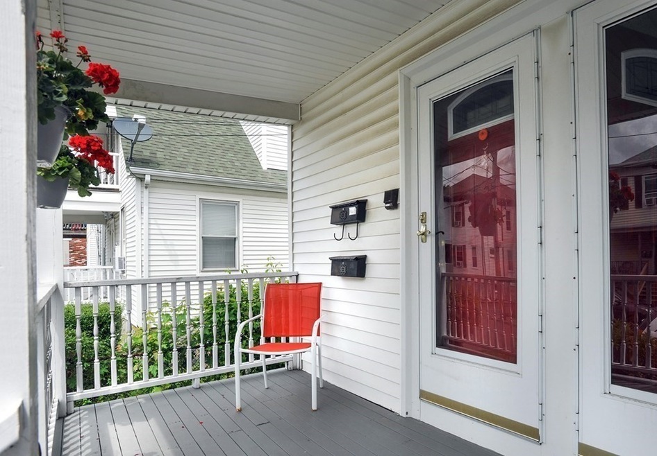 18 Roberts St, Quincy, MA 02169 - photo 1