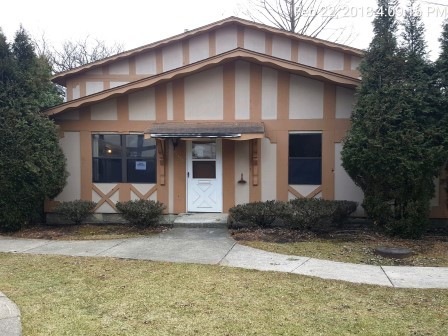 19129 Pine Dr unit 113, Country Club Hills, IL 60478 - photo 1