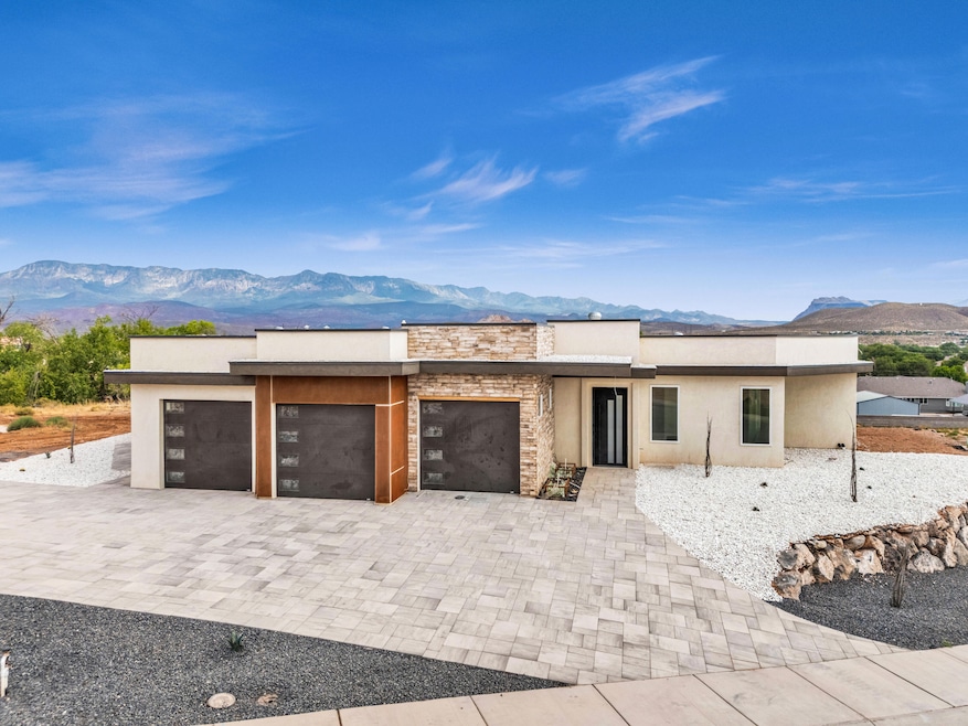 734 S 1220 W, Hurricane, UT 84737 - photo 1