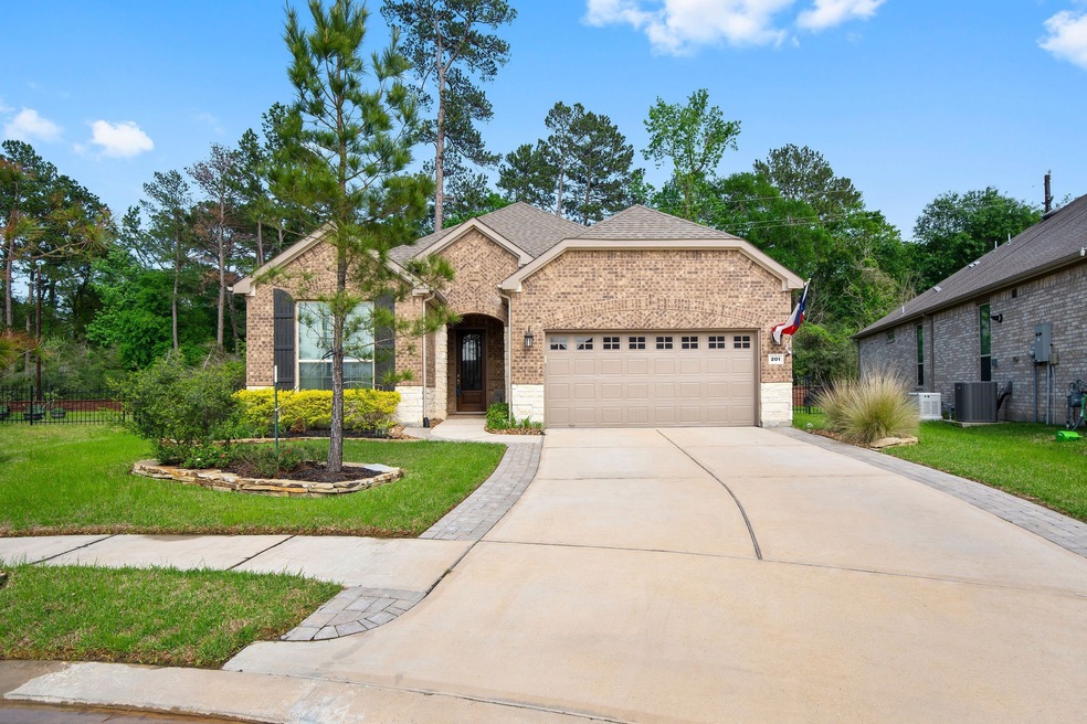 201 Percheron Dr, Spring, TX 77382 - photo 1