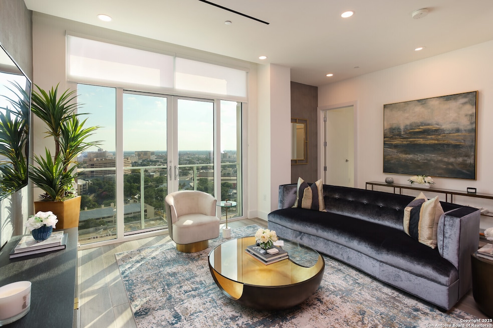 123 Lexington Ave unit 1210, San Antonio, TX 78205 - photo 1