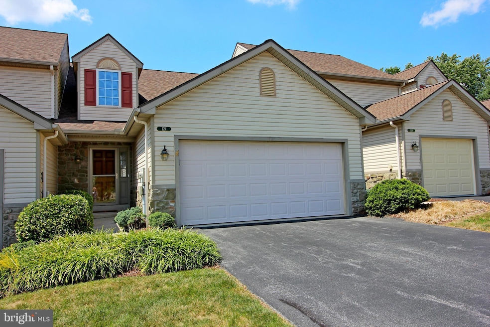 124 Gantz Meadows, Mount Joy, PA 17552 - photo 1