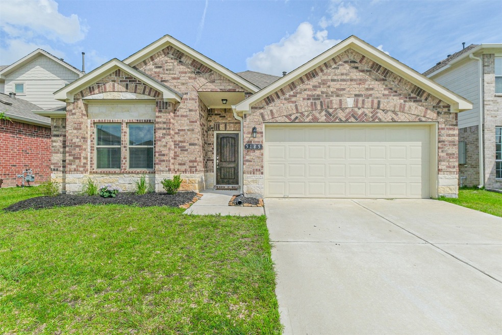 5185 Dry Hollow Dr, Alvin, TX 77511 - photo 1