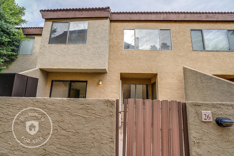 2121 S Pennington unit 26, Mesa, AZ 85202 - photo 1