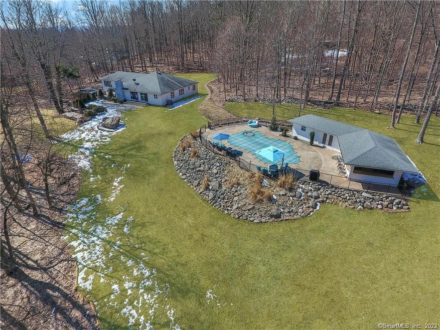 228 Old West High St, East Hampton, CT 06424 - photo 1