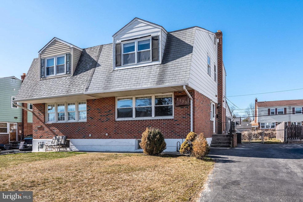 1423 Blackrock Rd, Swarthmore, PA 19081 - photo 1