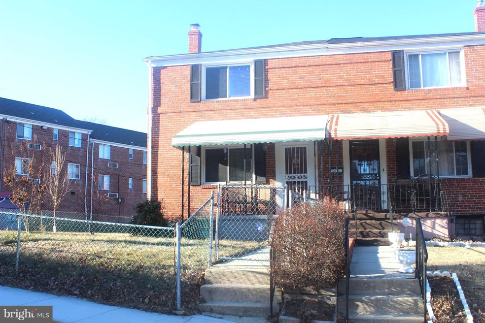 3902 Mountwood Rd, Baltimore, MD 21229 - photo 1