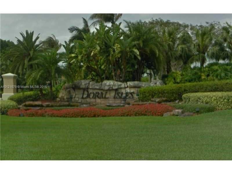 10749 NW 70th Ln, Doral, FL 33178 - photo 1