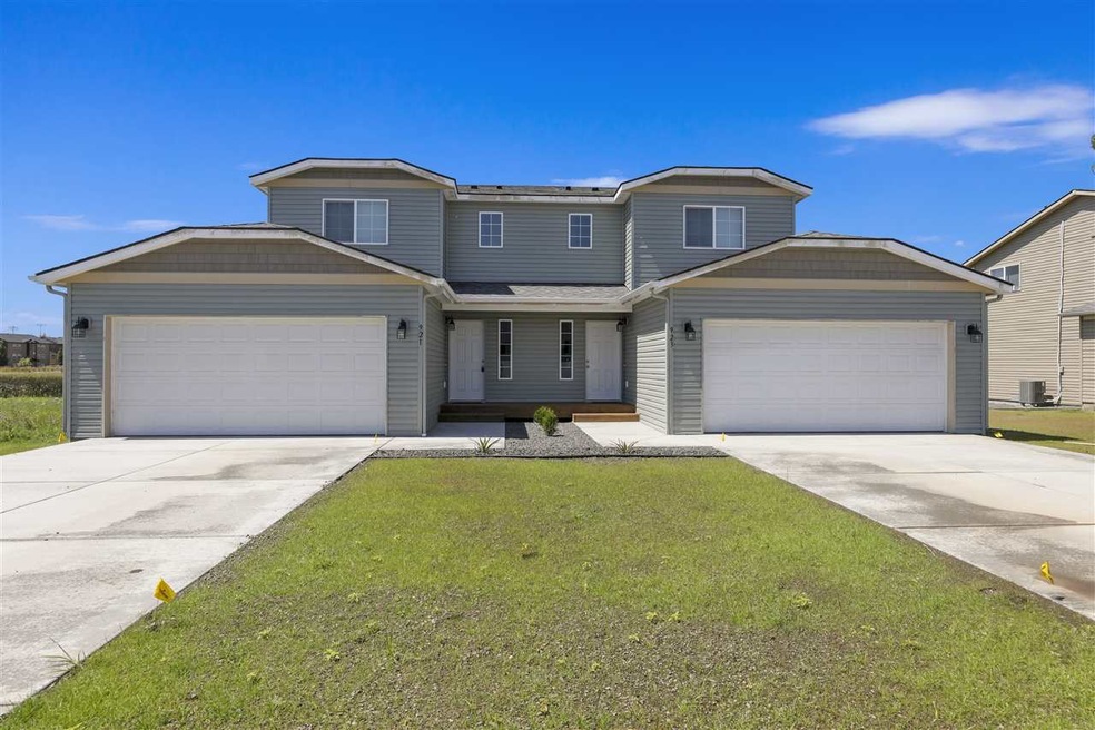 941 N Stanley St, Medical Lake, WA 99022 - photo 1