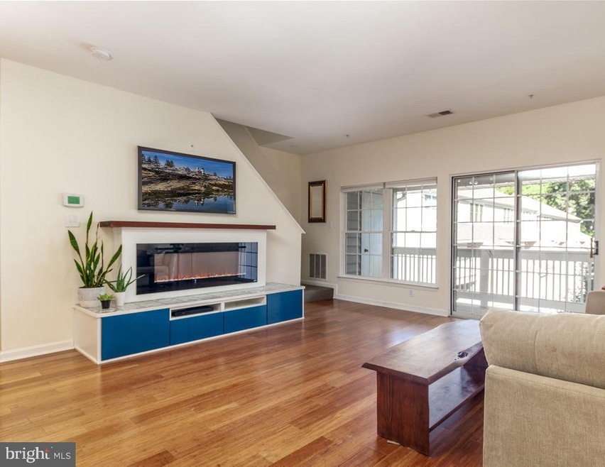 2004 Peggy Stewart Way unit 206, Annapolis, MD 21401 - photo 1