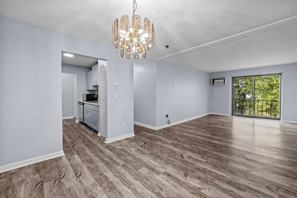 151 King St unit 308, Franklin, MA 02038 - photo 1