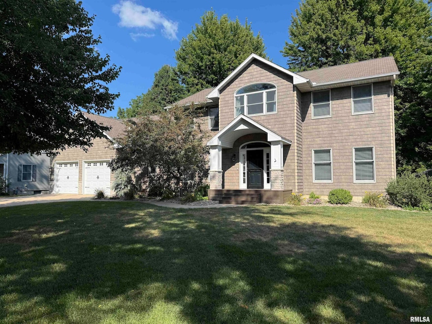 Pending $550,000 • Co-Listing Agent