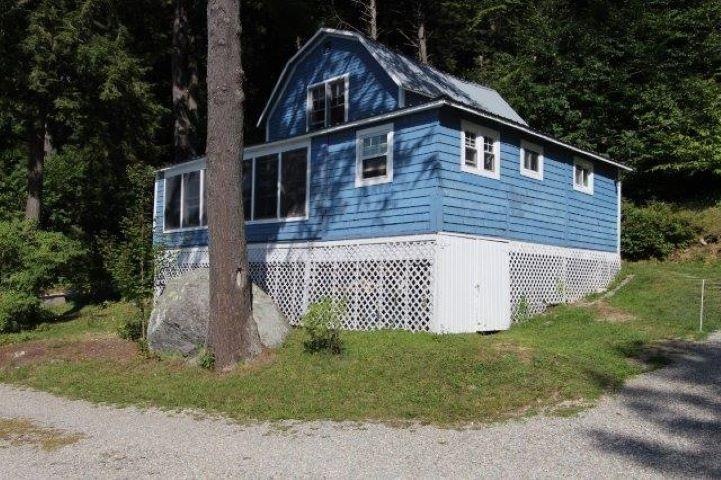 649 E Shore Ln, Hinesburg, VT 05461 - photo 1
