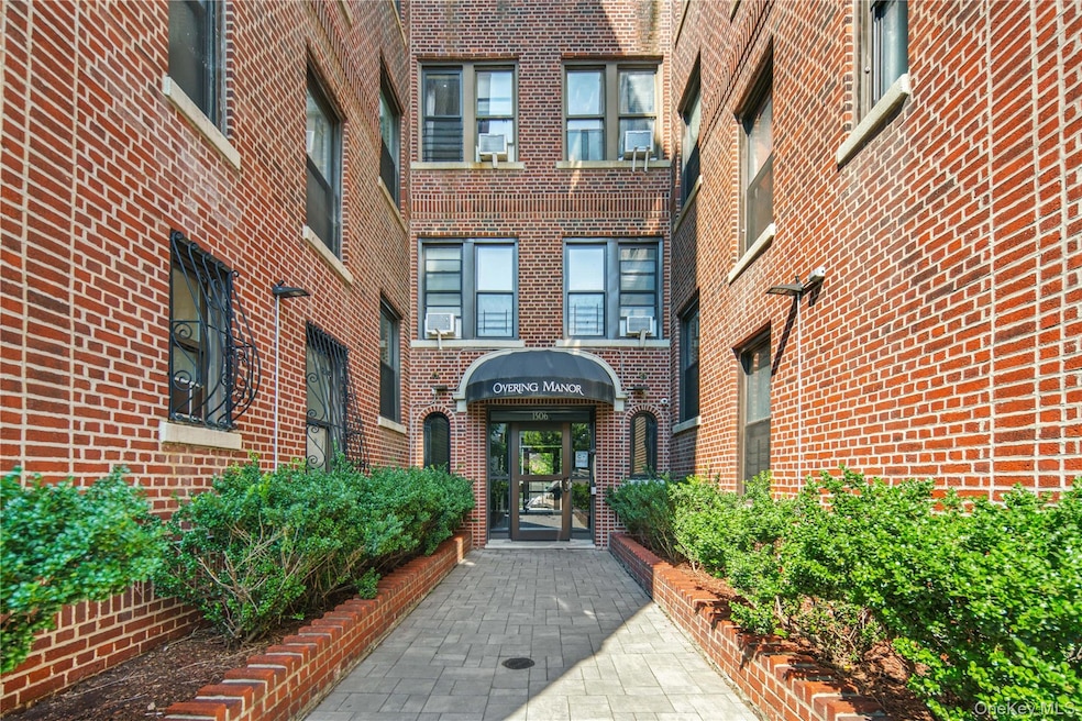 1506 Overing St unit 6-C, Bronx, NY 10461 - photo 1