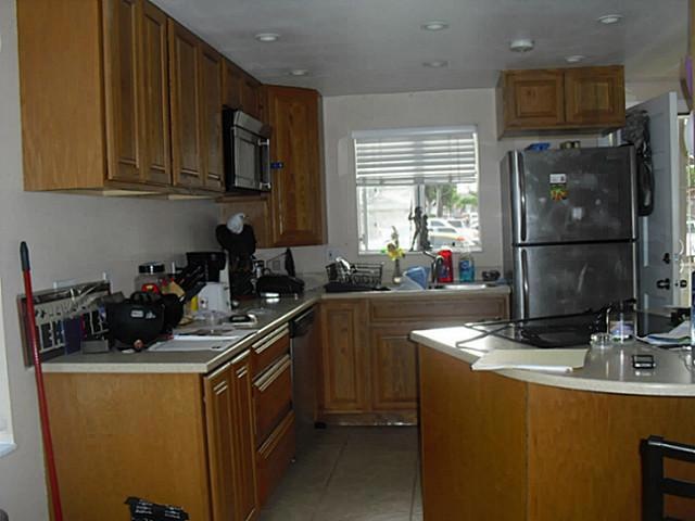 Totally renovated Kitchen with Maple Cabinets and