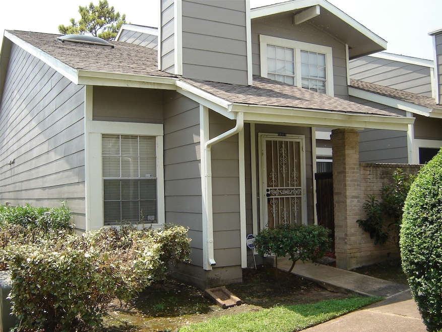 12111 Lemon Ridge Ln unit 121, Houston, TX 77035 - photo 1