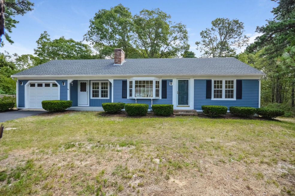 19 Deveau Ln, Yarmouth Port, MA 02675 - photo 1