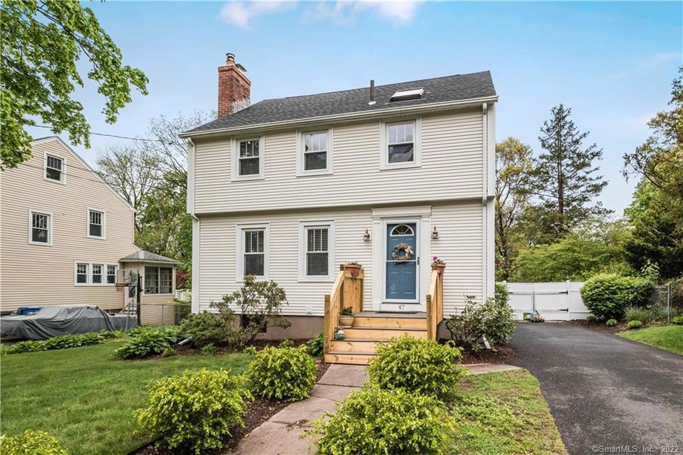 47 Tanner St, Manchester, CT 06042 - photo 1