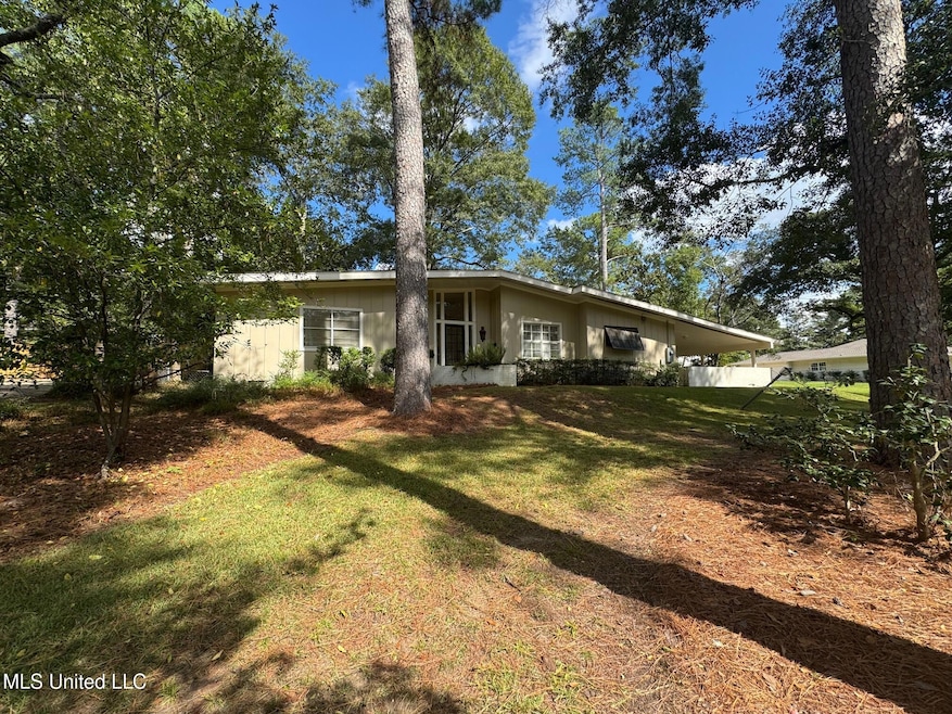 4624 Katherine Blvd, Jackson, MS 39211 - photo 1