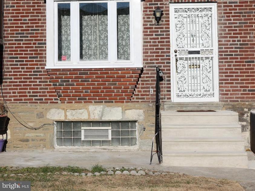 8423 Cedarbrook Ave, Philadelphia, PA 19150 - photo 1