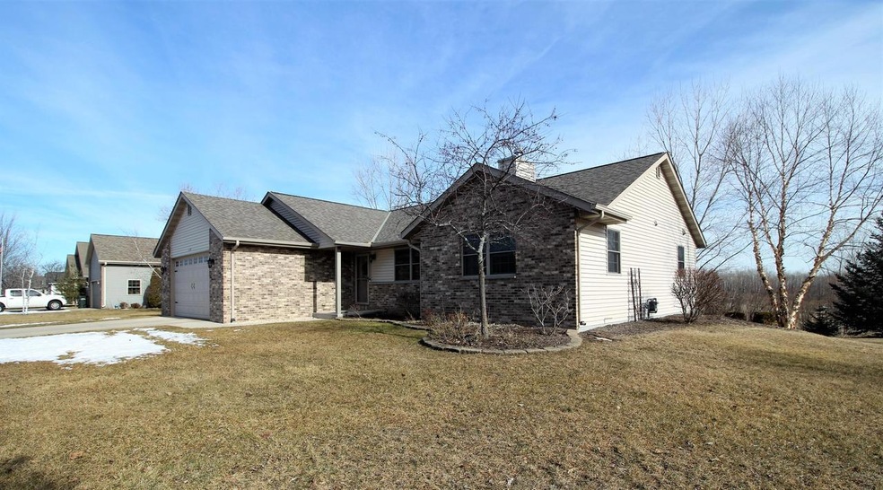 1205 Lily Ave