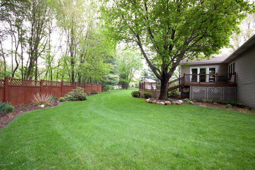 1083 Highmeadow Ct SW, Byron Center, MI 49315 - photo 1