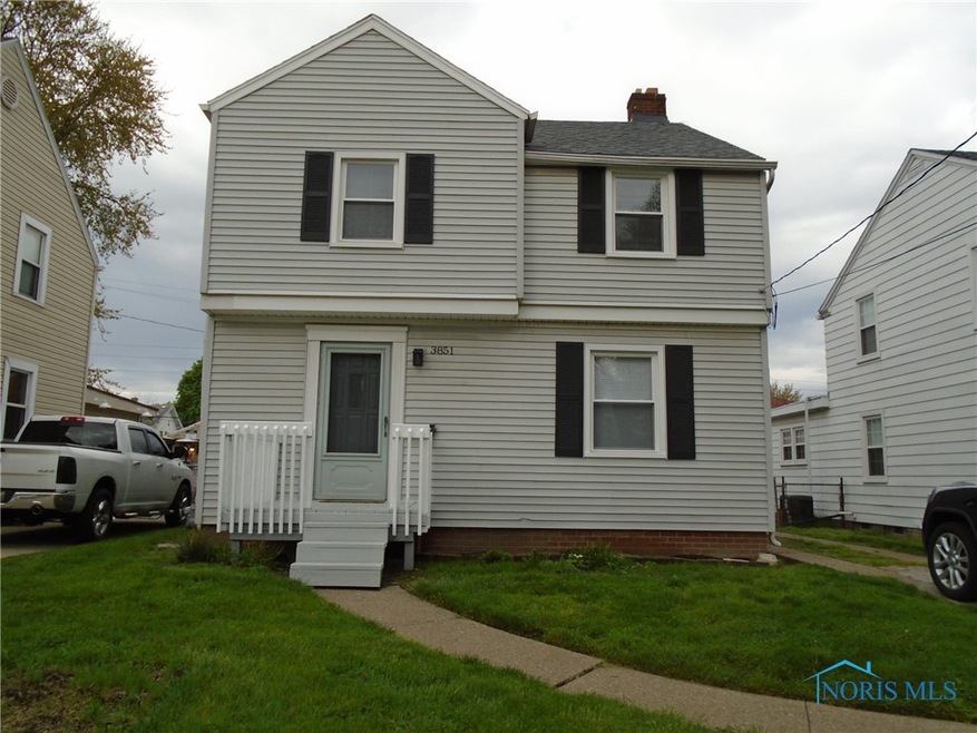 3851 Wallwerth Dr, Toledo, OH 43612 - photo 1