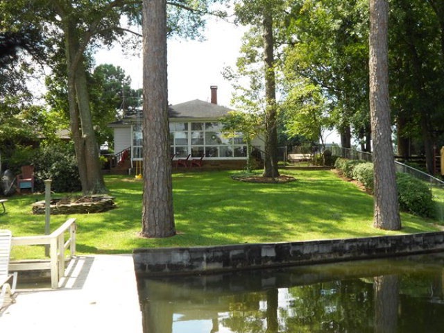 225 Smoak Bridge Cir, Warwick, GA 31796 - photo 1