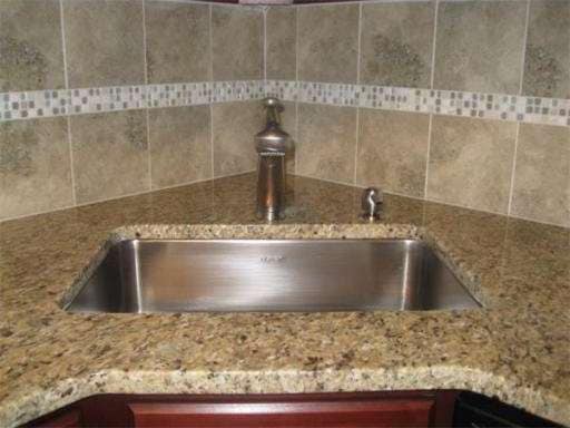 47 Alvarado Ave unit 3, Worcester, MA 01604 - photo 1